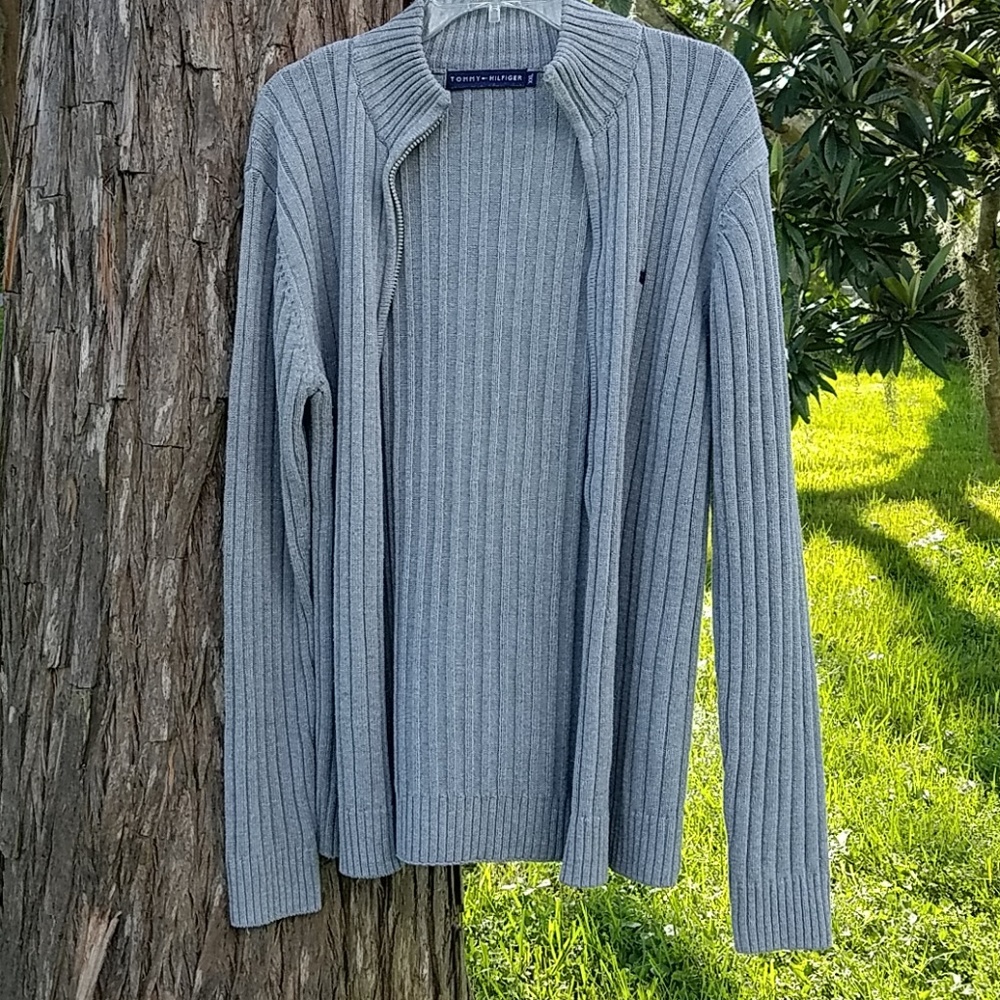 Tommy Hilfiger sweater